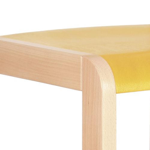 pastelová žlutá sedák pastelová žlutá sedák