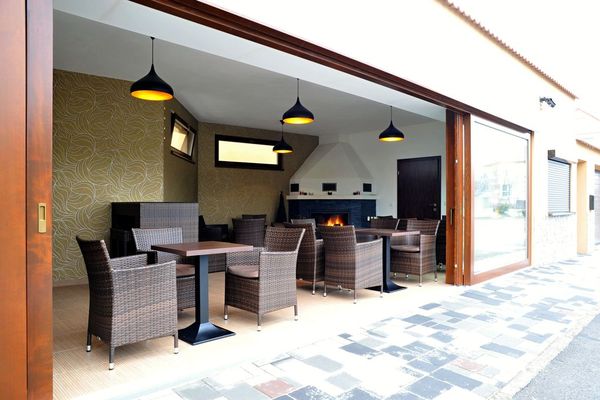 Cafe Bar 9 Cafe Bar