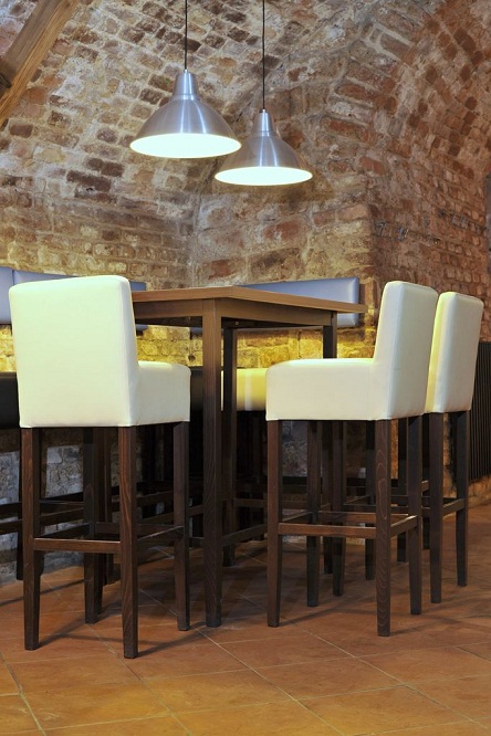 Barové stoly BELLUNO 127 Dřevěný barový stůl BELLUNO 127