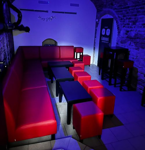 Čalouněné lavice DIVAN Čalouněné lavice Divan do restaurace