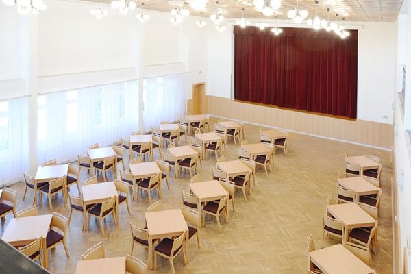 Nábytek pro veřejnost Nábytek do kulturních domů a sokoloven